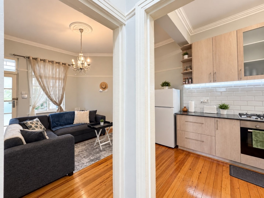 To Let 2 Bedroom Property for Rent in Sea Point Western Cape
